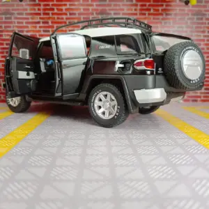 1:24 Scale White SUV Diecast Model 14 S255aaa04304941fd8edfd1614e374c43a