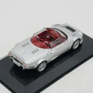 Chevrolet Corvette C8 Roadster 1:43 Diecast Model 8 S258576c369854006a087e867e0d2b29dM