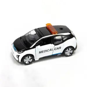 White Medical Vehicle Die-Cast Model 1:64 Scale 7 S258e01b7f6db4ef7aa85eab9e8e41adec