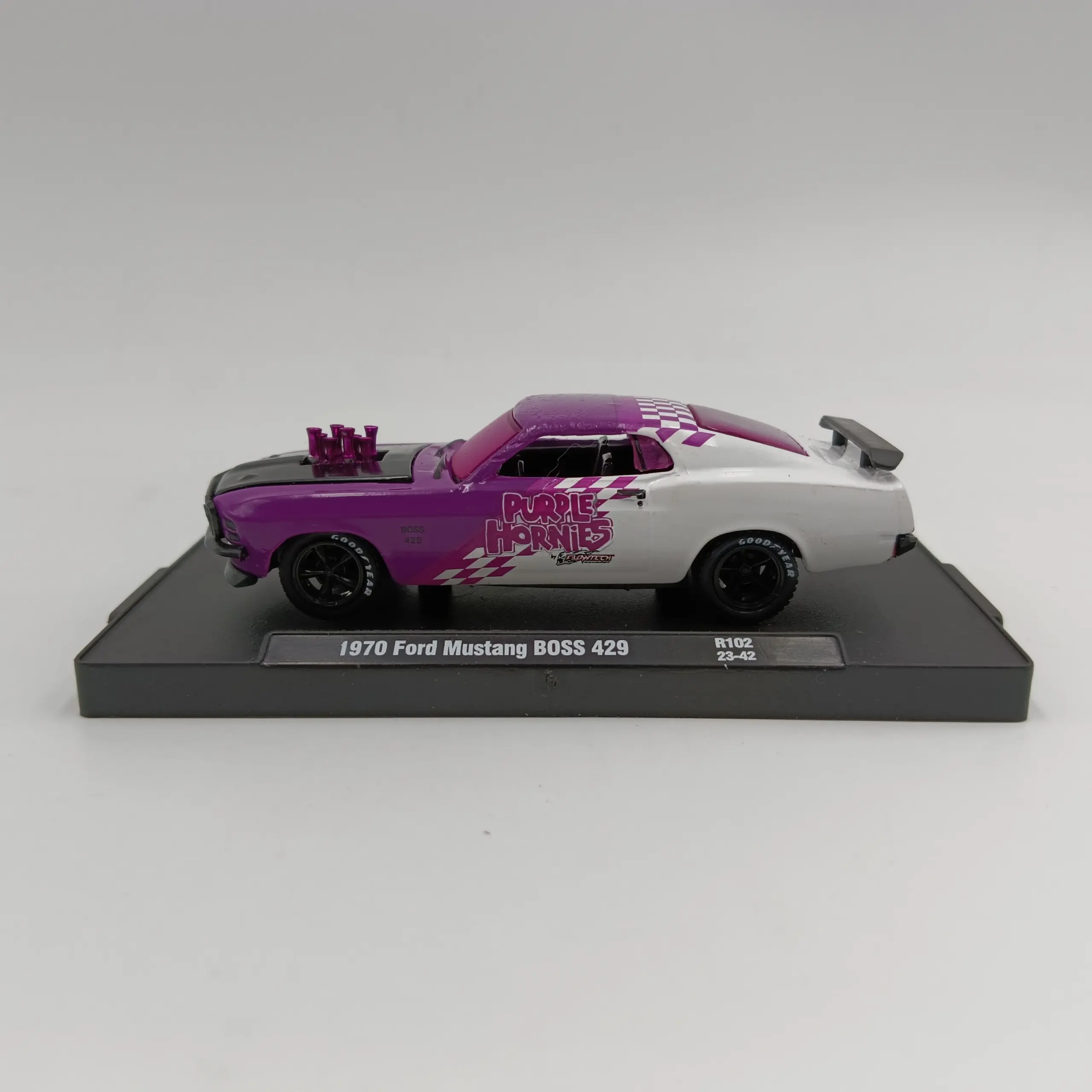 1970 Ford Mustang BOSS 429 Diecast Model 1:64 Scale 5 1970 Ford Mustang BOSS 429 Diecast Model 1:64 Scale - Image 5