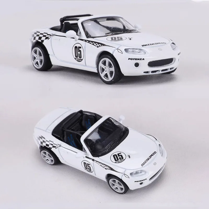 1:64 Scale MX-5 Race Car Diecast Model 6 1:64 Scale MX-5 Race Car Diecast Model - Image 6