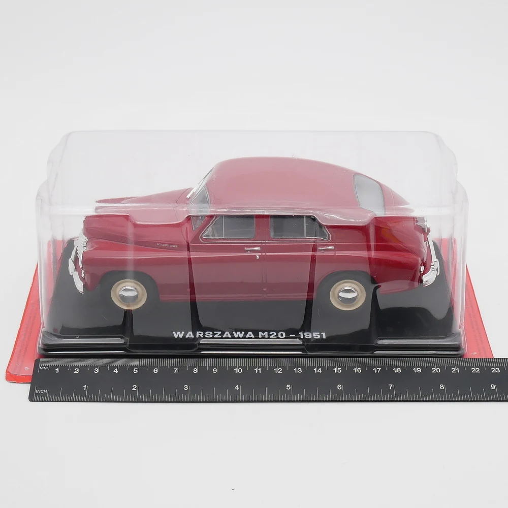 Vintage Warszawa M20 1:24 Diecast Model 6 Vintage Warszawa M20 1:24 Diecast Model - Image 6
