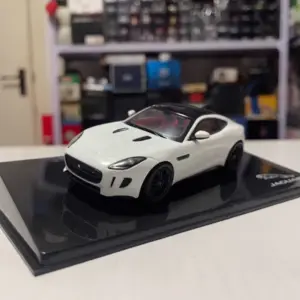 Jaguar F-TYPE Coupe R 1:43 Diecast Model