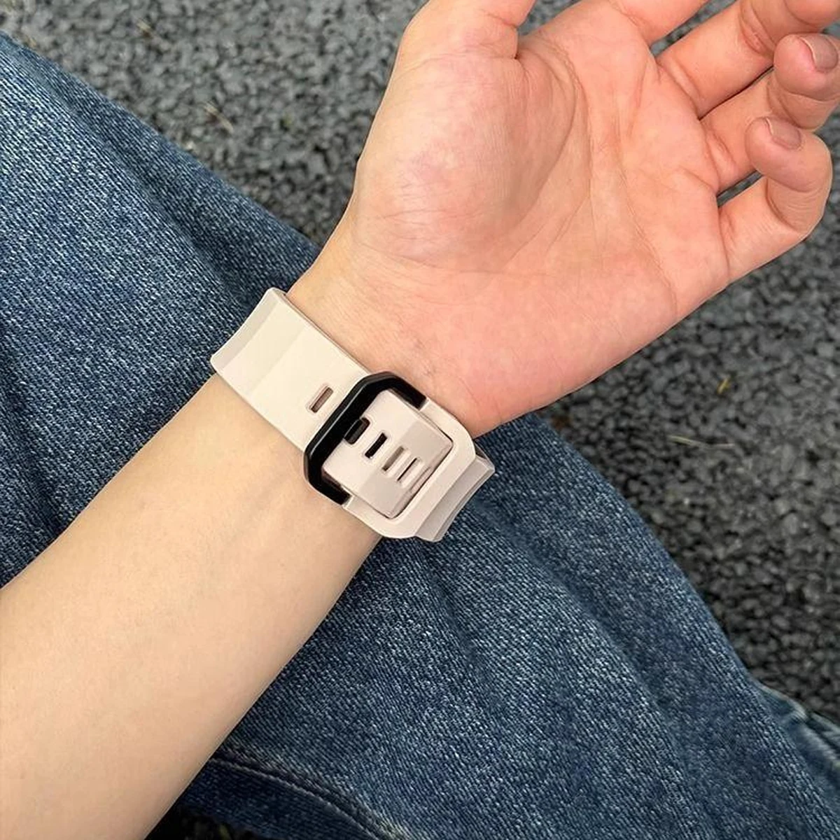 Samsung Galaxy Watch 8 Silicone Band 40mm-46mm 4 Samsung Galaxy Watch 8 Silicone Band 40mm-46mm - Image 4