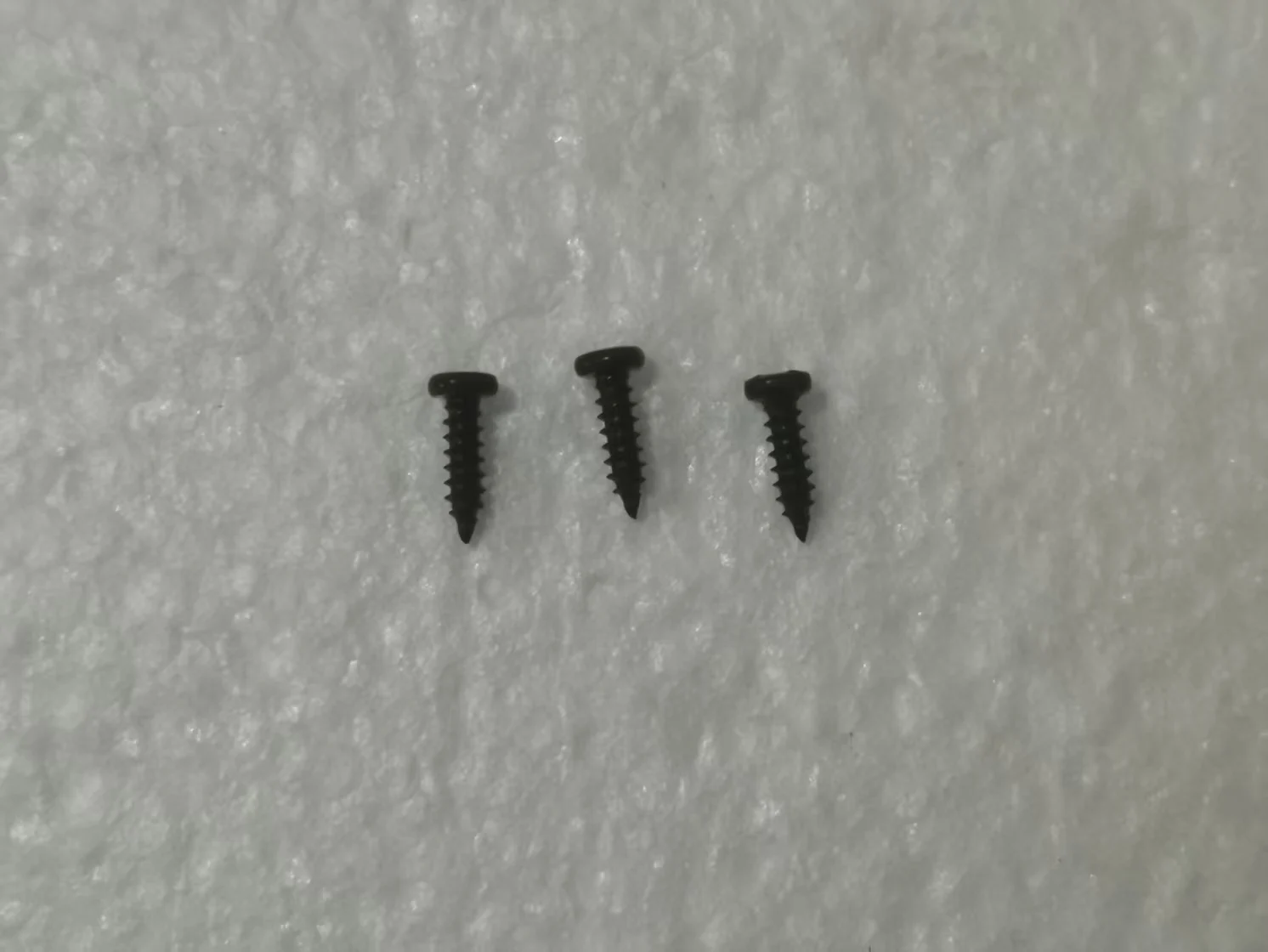 Black Triangular Guitar Truss Rod Cover with Feather Design 4 Black Triangular Guitar Truss Rod Cover with Feather Design - Image 4