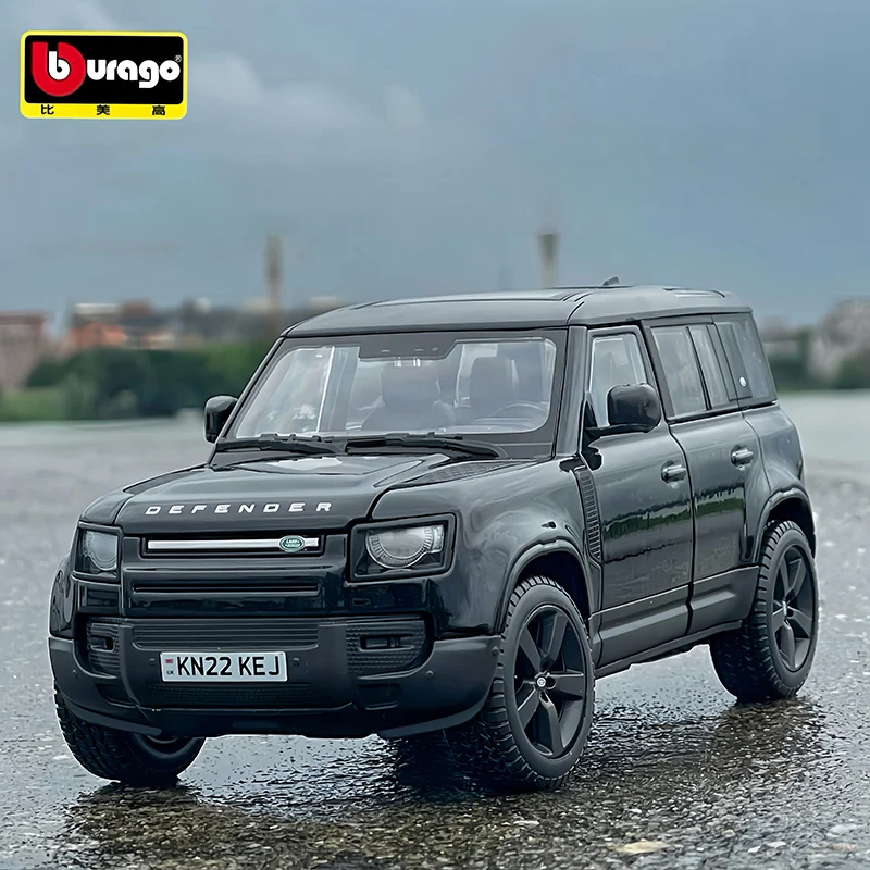 Land Rover Defender 110 Miniature Scale Model 2 Land Rover Defender 110 Miniature Scale Model - Image 2