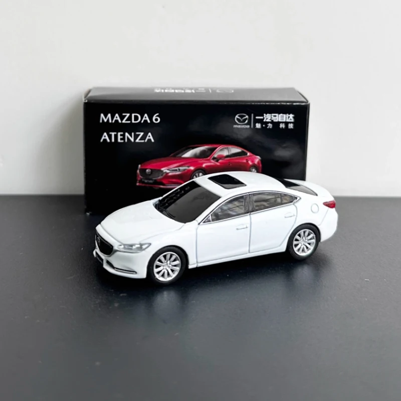 1:64 Scale Mazda 6 Atenza Diecast Model 2 1:64 Scale Mazda 6 Atenza Diecast Model - Image 2