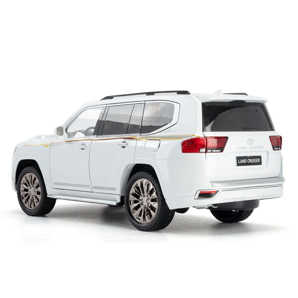 1:18 Diecast Land Cruiser SUV Model with Lights 5 1:18 Diecast Land Cruiser SUV Model with Lights - Image 5