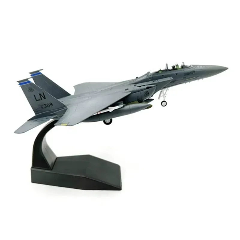 F-15E Strike Eagle 1/100 Diecast Model 3 F-15E Strike Eagle 1/100 Diecast Model - Image 3