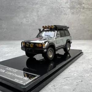 1:64 Land Cruiser LC80 Diecast Model SUV 15 S281fc1889ac64ddb849133cde45f2fc1H