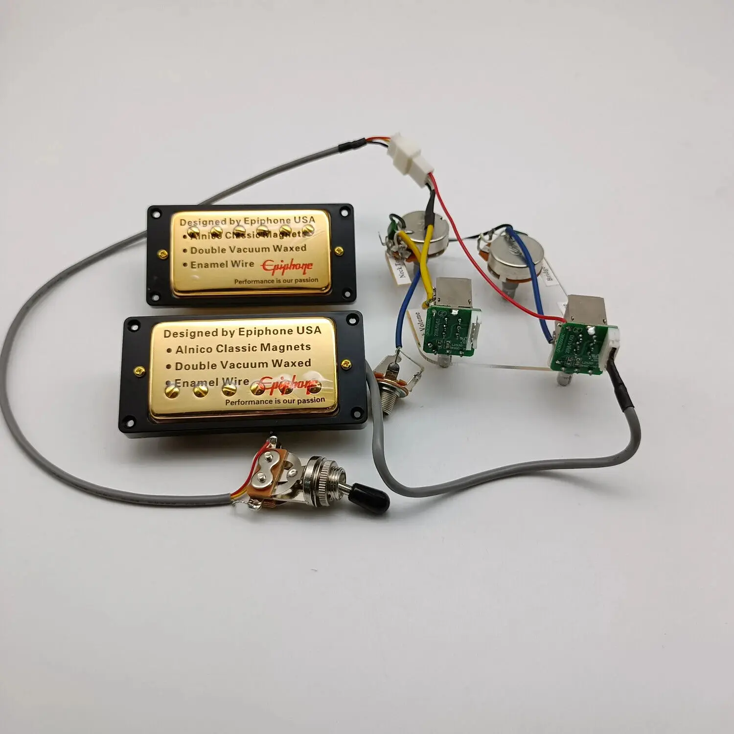 Classic Alnico Humbucker Pickup for Guitars 7 Classic Alnico Humbucker Pickup for Guitars - Image 7