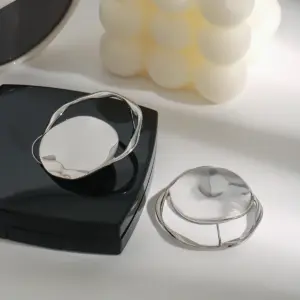 Stainless Steel Gold Earrings JDE0112041-S 8 S28bac59a3f22427dbe08110e84c12d52b