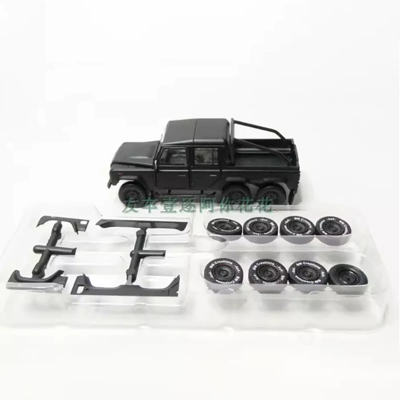 Land Rover Defender 110 Model 1/64 Scale 6 Land Rover Defender 110 Model 1/64 Scale - Image 6