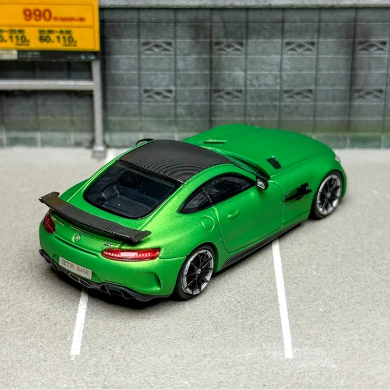 1:64 Mercedes-Benz AMG C190 GTR diecast model 3 1:64 Mercedes-Benz AMG C190 GTR diecast model - Image 3
