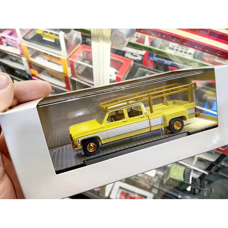 1973 Chevrolet Cheyenne Super 1/64 Diecast Model 7 1973 Chevrolet Cheyenne Super 1/64 Diecast Model - Image 7