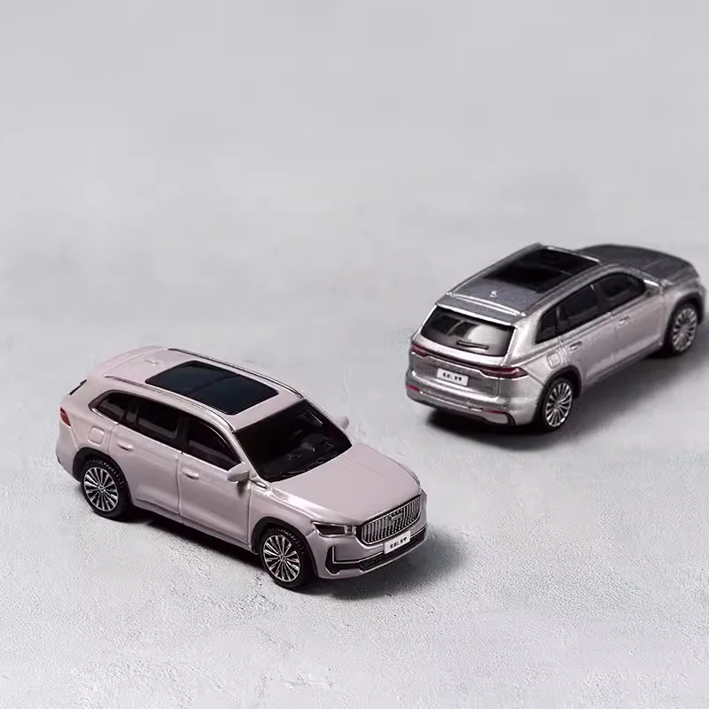 Diecast 1/64 Scale Off-Road Vehicle Model 2 Diecast 1/64 Scale Off-Road Vehicle Model - Image 2