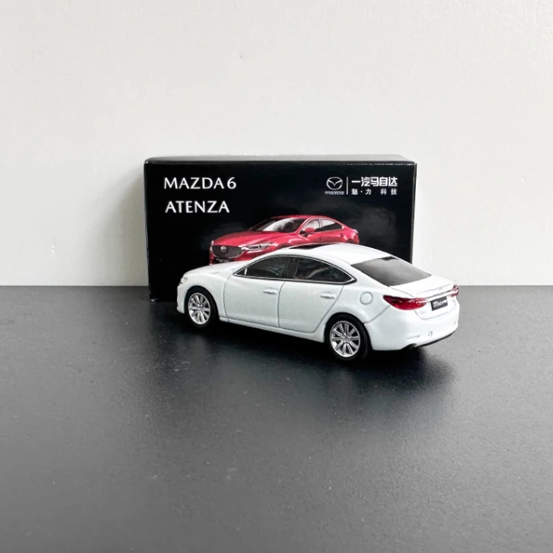 1:64 Scale Mazda 6 Atenza Diecast Model 5 1:64 Scale Mazda 6 Atenza Diecast Model - Image 5