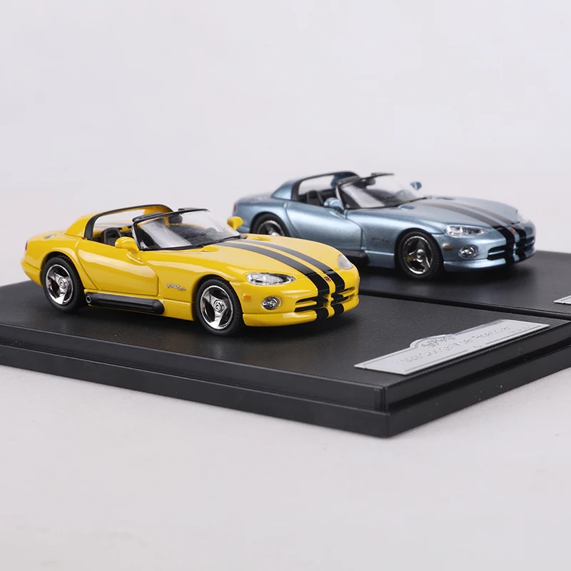 1993 Dodge Viper Roadster Diecast Model 1:64 Scale 3 1993 Dodge Viper Roadster Diecast Model 1:64 Scale - Image 3