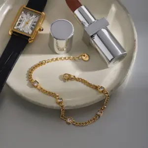 S2a2202de4e804920b077f4cb7d022635t