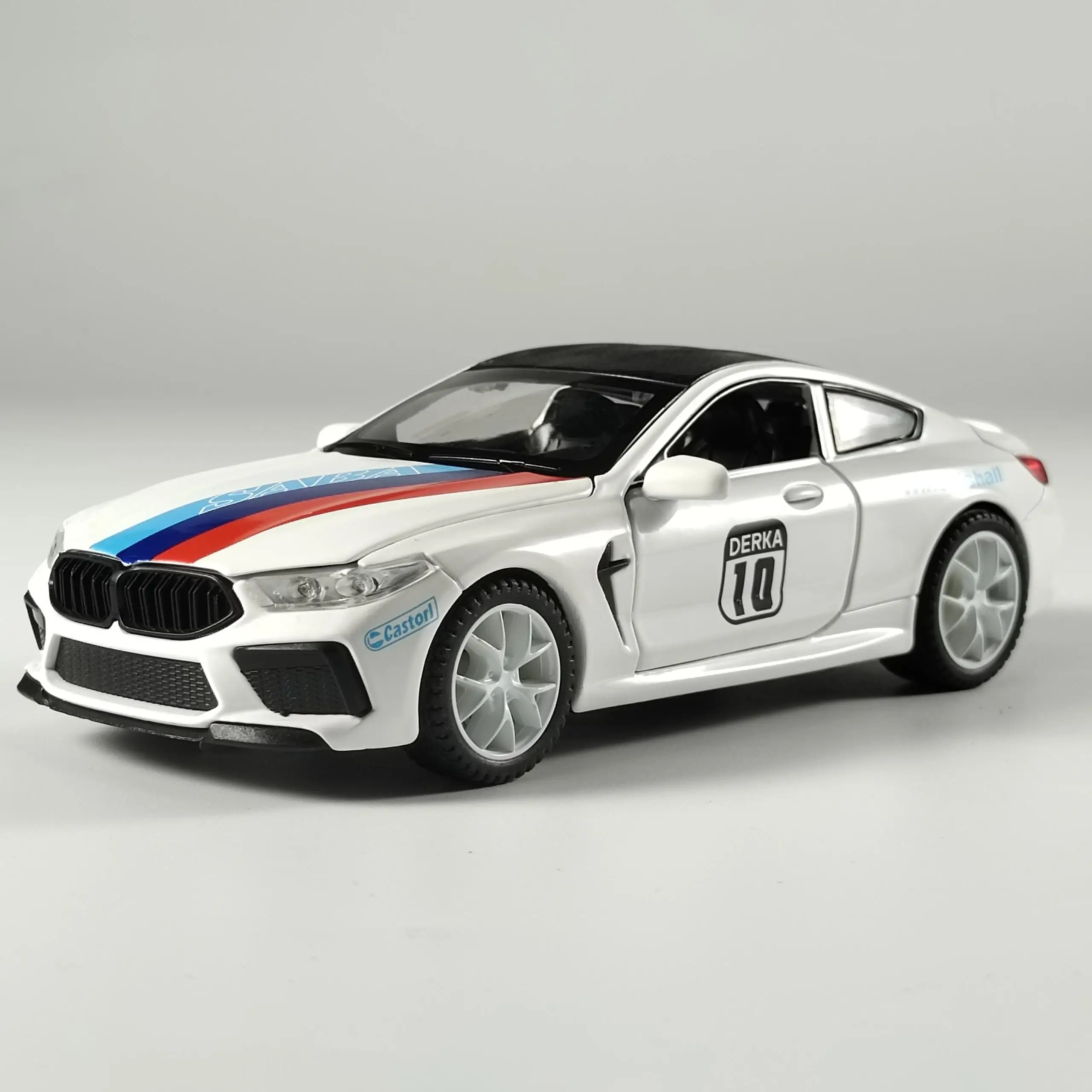 Vibrant Blue BMW M8 1:32 Diecast Model 3 Vibrant Blue BMW M8 1:32 Diecast Model - Image 3