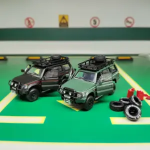 Detailed 1:64 Mitsubishi Pajero Die-Cast Model