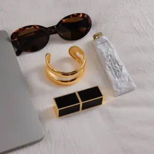 S2b5d72317b764abb833c143787d3882b5