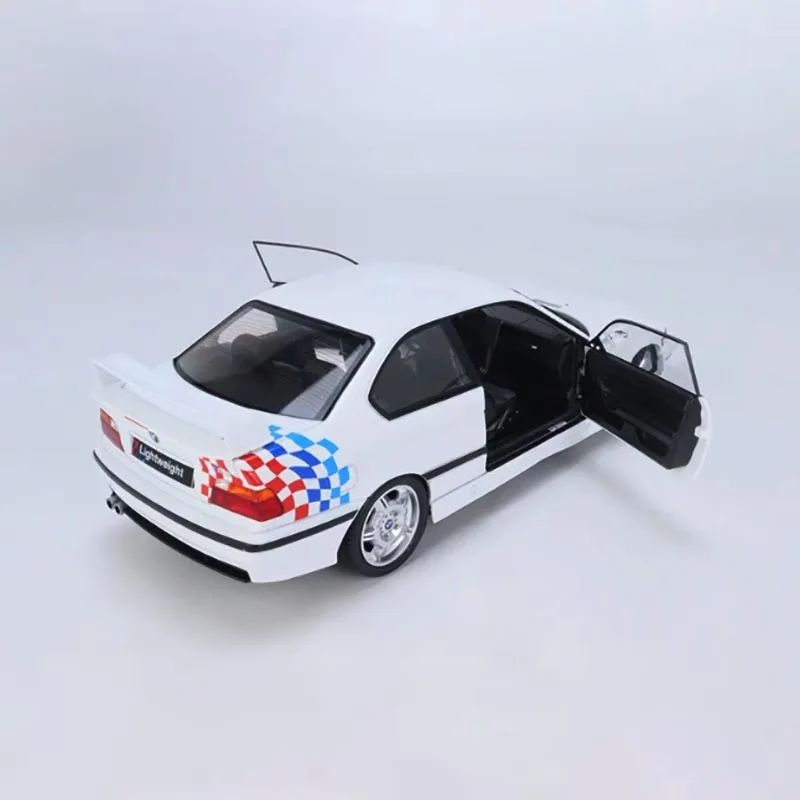 BMW E36 M3 Coupe 1:18 Diecast Model 2 BMW E36 M3 Coupe 1:18 Diecast Model - Image 2