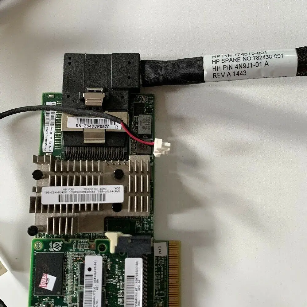 Controller P440 SAS Card for Servers 2 Controller P440 SAS Card for Servers - Image 2