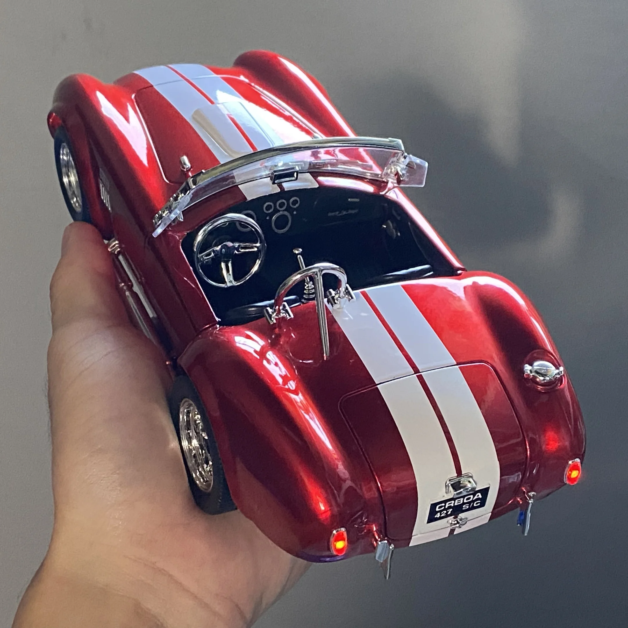 1965 Ford Shelby Cobra 427 S/C Diecast Model 5 1965 Ford Shelby Cobra 427 S/C Diecast Model - Image 5