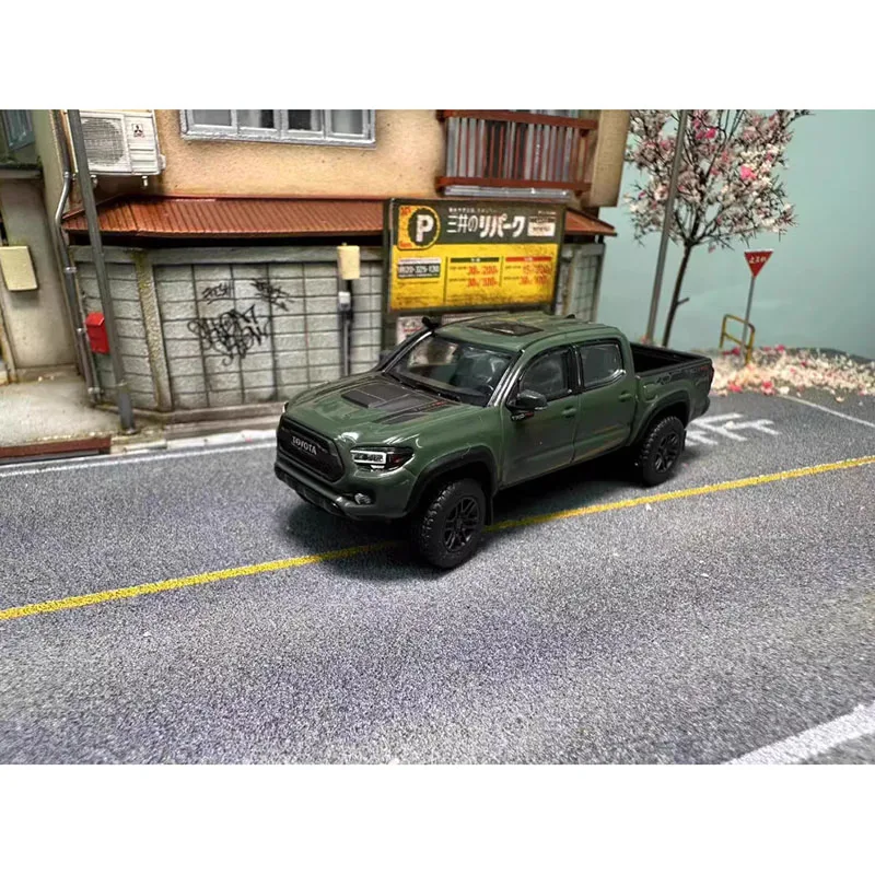 1:64 Scale Alloy Tacoma Model 6 1:64 Scale Alloy Tacoma Model - Image 6
