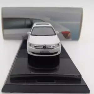 Gran Lavida 30th Anniversary Miniature Model 8 S2db9d06754664c5bb1e6bd6d9e5a5cadt