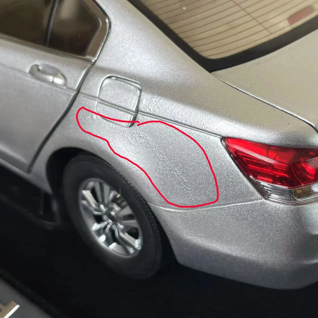 Realistic 1:18 Honda Accord Die-Cast Model 5 Realistic 1:18 Honda Accord Die-Cast Model - Image 5