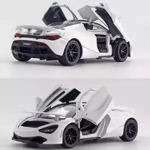 White 1:32 Alloy Model Car with Lights