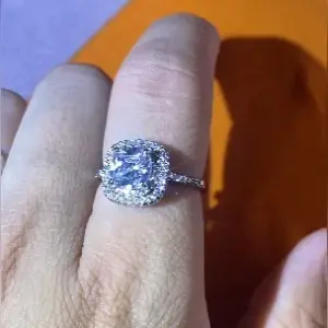 S2e0659289d42475fafa47c955ba30344e