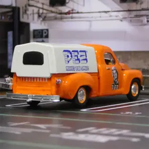 1950 Studebaker 2R Diecast Model in Orange 11 S2e140b6b8a624c79810525c00f878c6aR