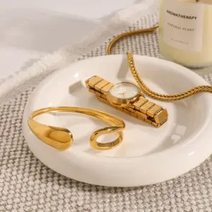 S2e48c83ac1f34257838d13f9700611d1j