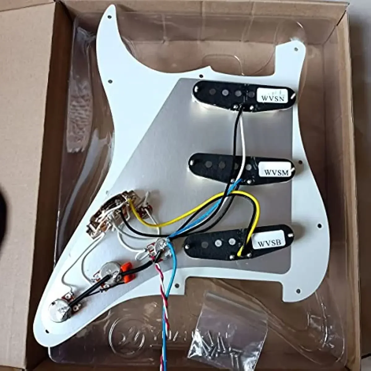 Vintage Strat Pickguard Set with Alnico 5 PUs 2 Vintage Strat Pickguard Set with Alnico 5 PUs - Image 2