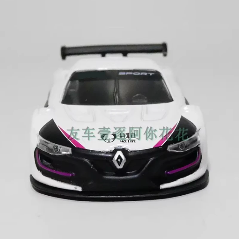 Renault GT 1:64 Diecast Model by WELLY 3 Renault GT 1:64 Diecast Model by WELLY - Image 3