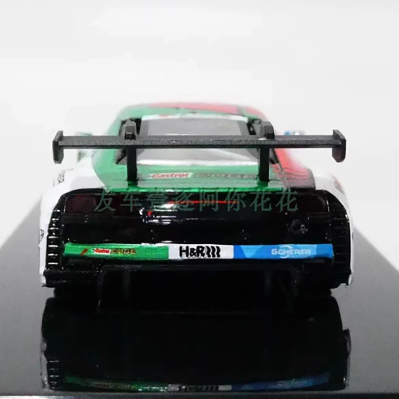 1:64 Scale Porsche R8 LMS No. 4 Diecast Model 4 1:64 Scale Porsche R8 LMS No. 4 Diecast Model - Image 4