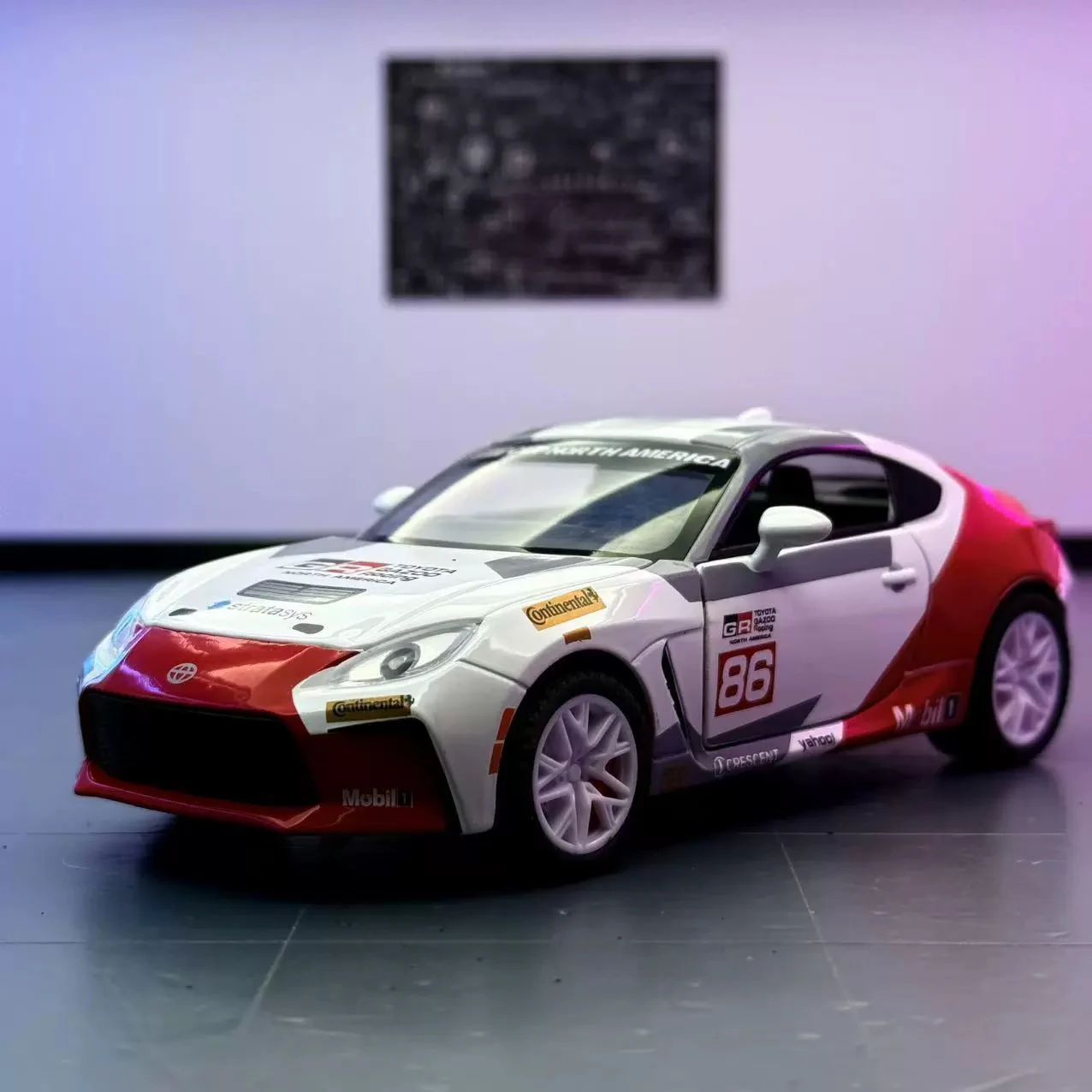 Toyota GR86 1:32 Scale Diecast Model 3 Toyota GR86 1:32 Scale Diecast Model - Image 3