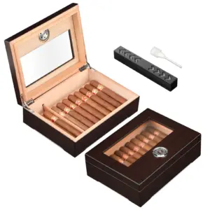 Elegant Spanish Cedar Humidor for Cigars 15 S304dbafa8d794b4a869c7b8584a4d91e8