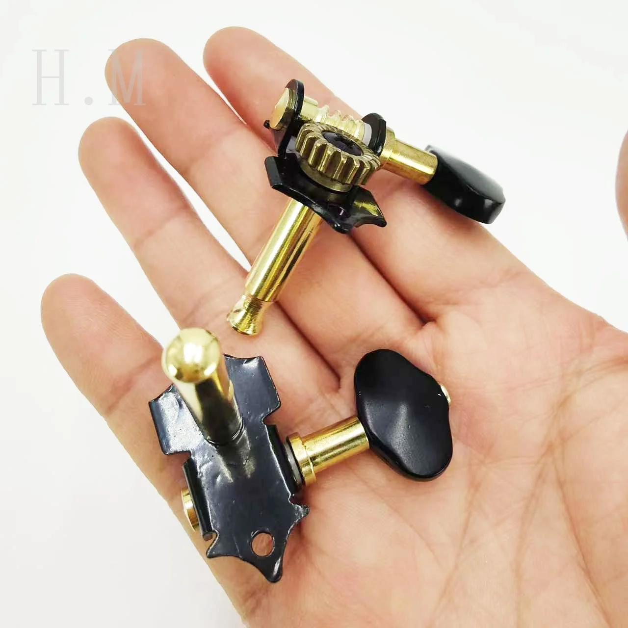 Premium Acoustic Guitar Tuning Pegs Set Black or Gold 2 Premium Acoustic Guitar Tuning Pegs Set Black or Gold - Image 2