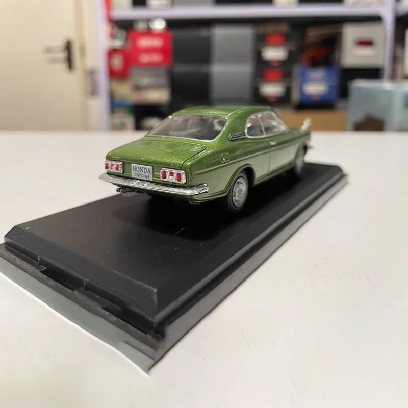 1970 Honda 1300 Coupe 1:43 Diecast Model 3 1970 Honda 1300 Coupe 1:43 Diecast Model - Image 3