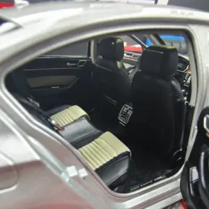 1:18 VW Magotan B8 Diecast Model 13 S31baceec62fc4c1e9ed4ce91b6dbac8cv