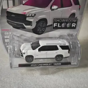 Greenlight 1:64 White Chevrolet Tahoe Model 6 S31f118dc2c62410cbc704971ee07dd58u