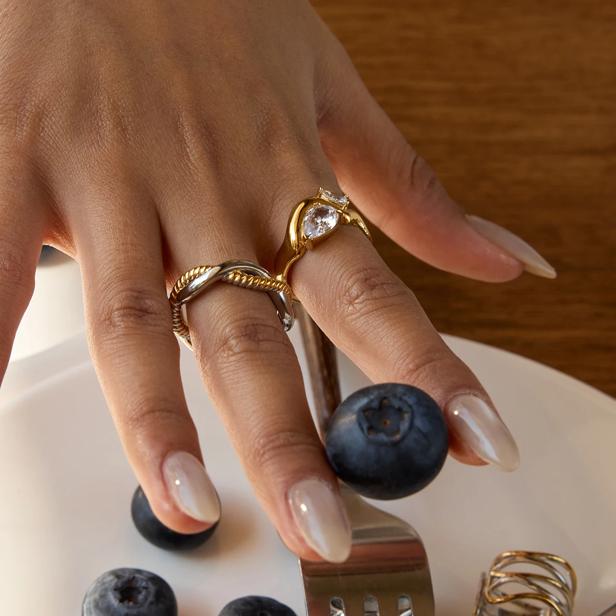 Elegant Gold Stainless Steel Waterdrop Ring 3 Elegant Gold Stainless Steel Waterdrop Ring - Image 3