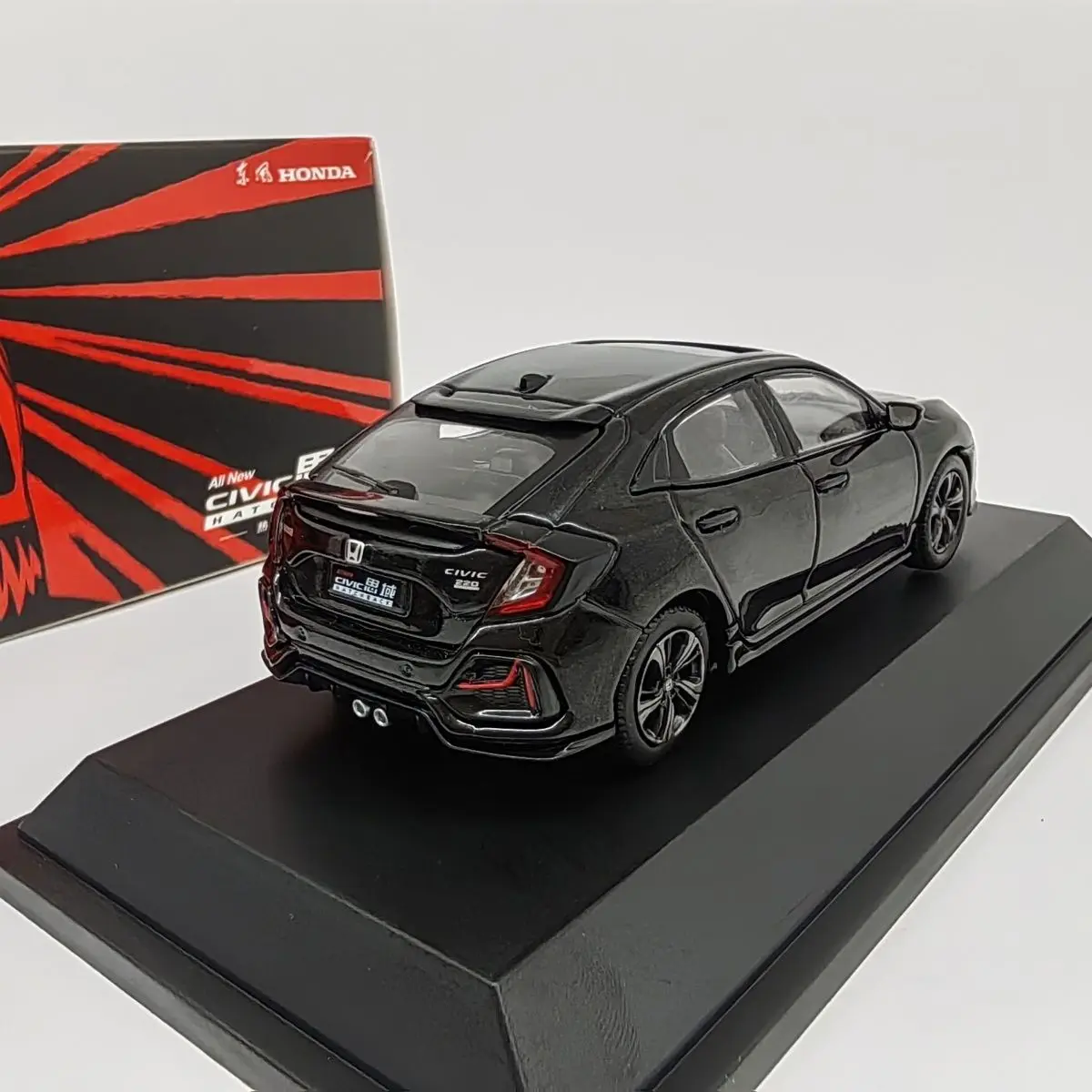 Honda Civic 2020 Diecast Model 1:43 Scale 4 Honda Civic 2020 Diecast Model 1:43 Scale - Image 4