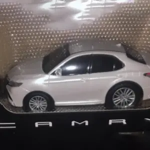 1/30 Scale Diecast Car Collectible Set 14 S3293119002c64f6e93583f299c8b6f89O