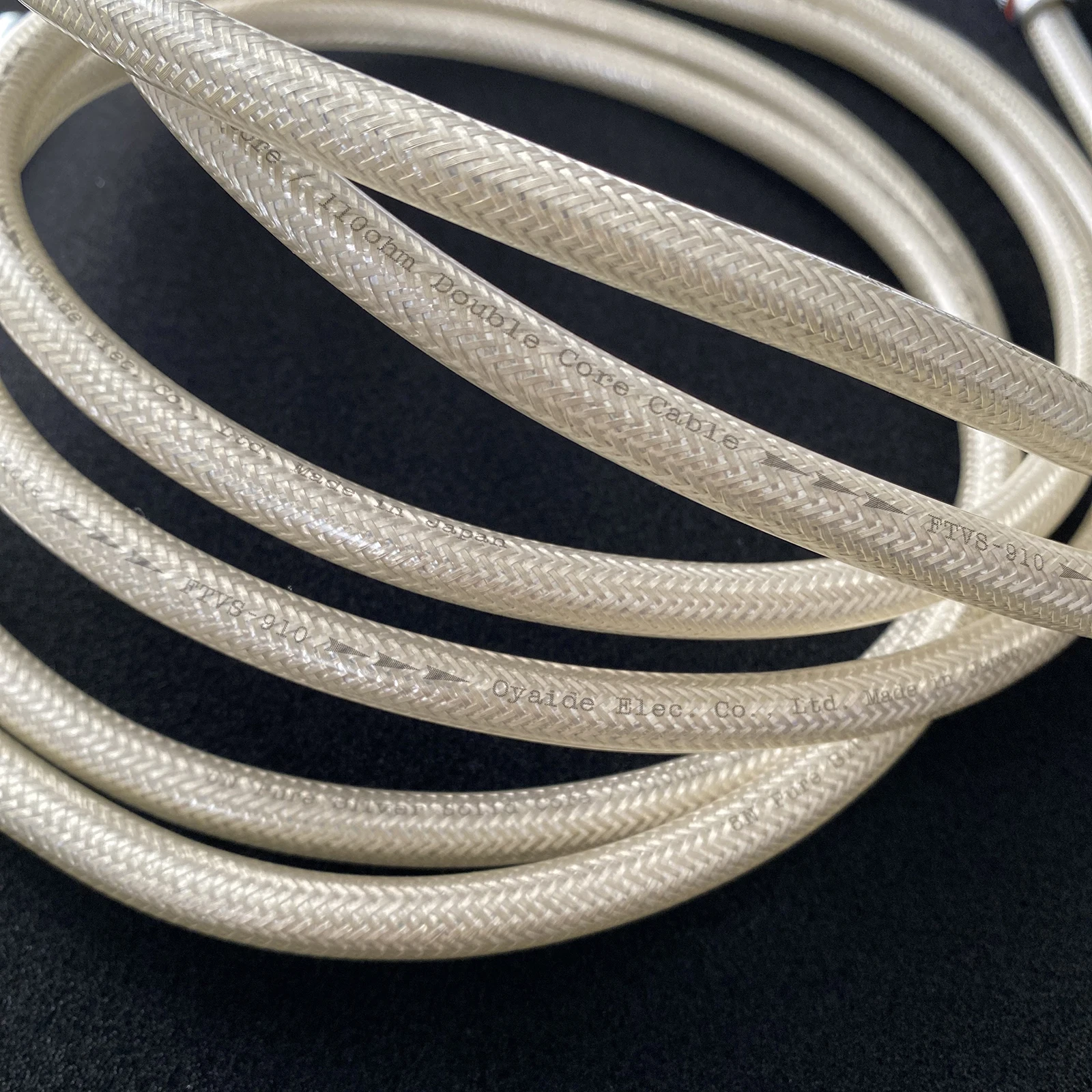 FTVS-910 Premium RCA Signal Cable Set 6 FTVS-910 Premium RCA Signal Cable Set - Image 6