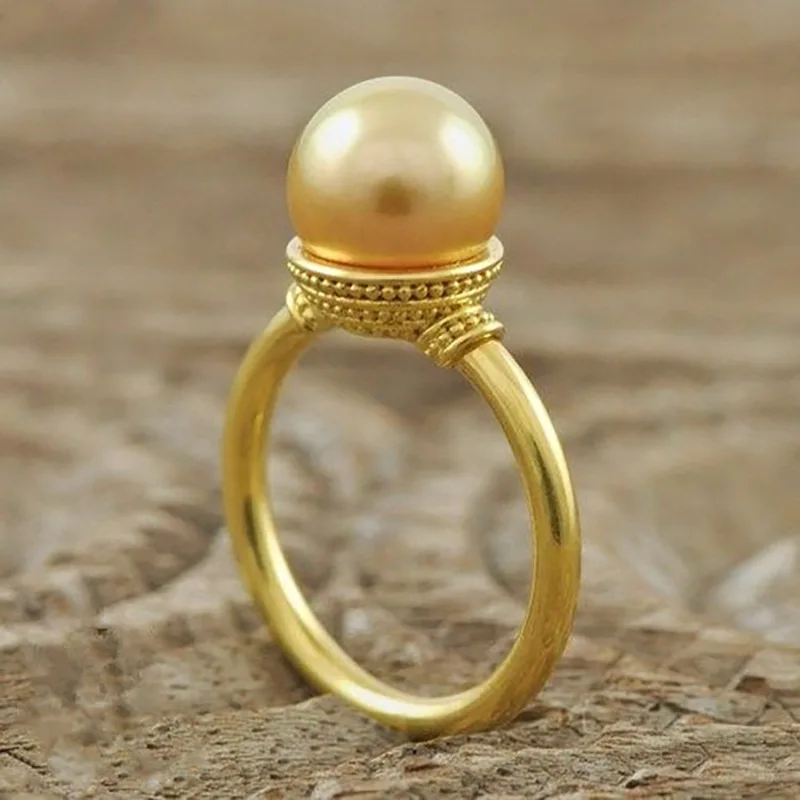 Vintage Gold Pearl Cocktail Ring for Women 5 Vintage Gold Pearl Cocktail Ring for Women - Image 5